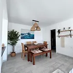 Celeste, Private Pool With Sea View, 15pers فيلة *