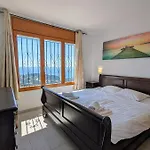 Celeste, Private Pool With Sea View, 15pers فيلة يوريت دي مار