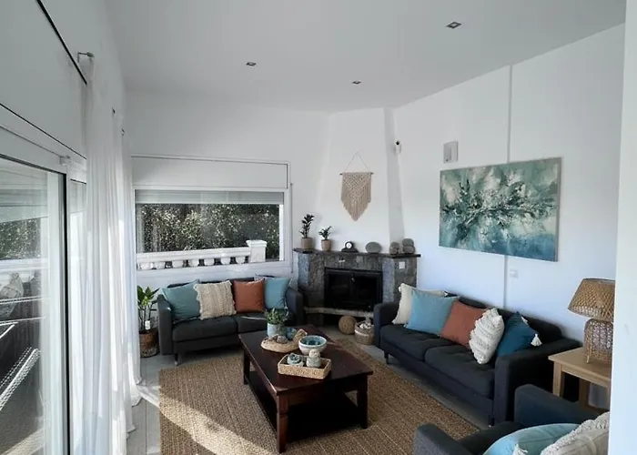 Celeste, Private Pool With Sea View, 15pers Villa Lloret de Mar