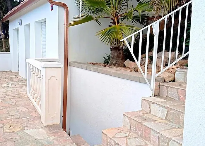 Celeste, Private Pool With Sea View, 15pers Villa Lloret de Mar