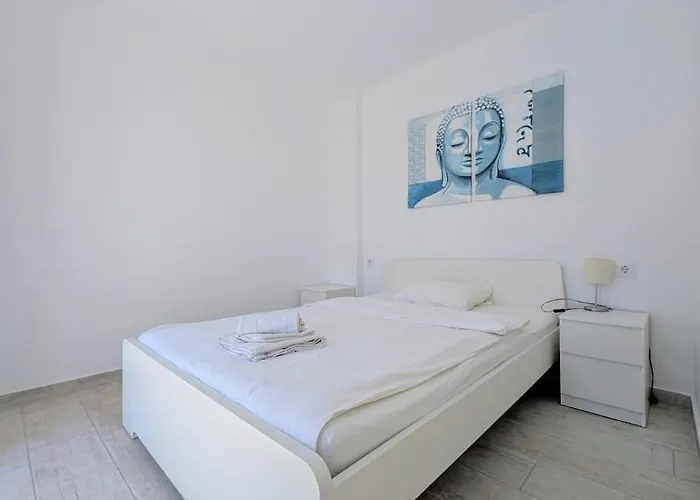 Celeste, Private Pool With Sea View, 15pers Villa *