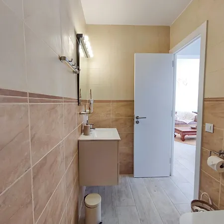 Villa Celeste, Private Pool With Sea View, 15pers Lloret de Mar
