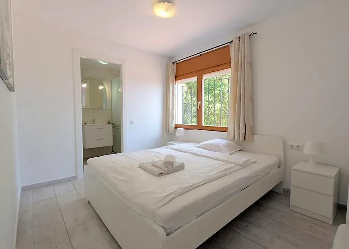 Villa Celeste, Private Pool With Sea View, 15pers