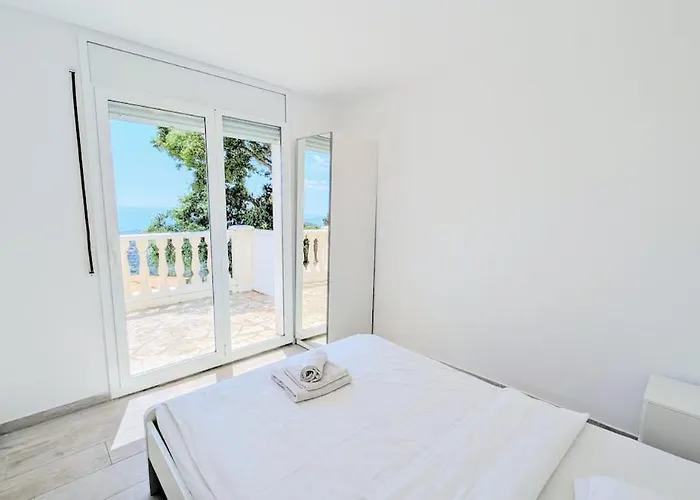 Celeste, Private Pool With Sea View, 15pers